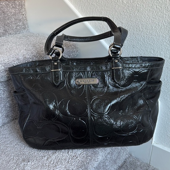 COACH | Vintage Patent Leather Signature Style Shoulder/Tote Handbag - Picture 1 of 5